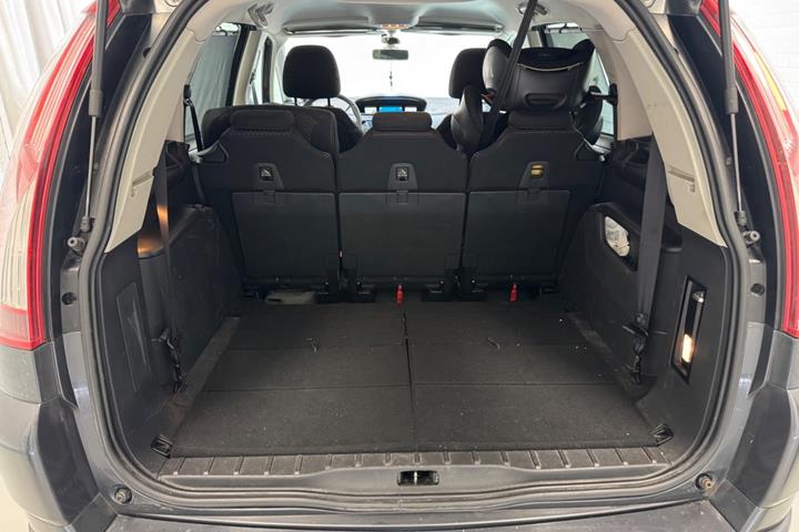 Grå Citroën Grand C4 Picasso fra 2013