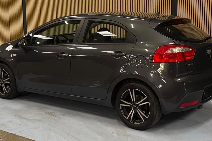 undefined Kia Rio fra 2013