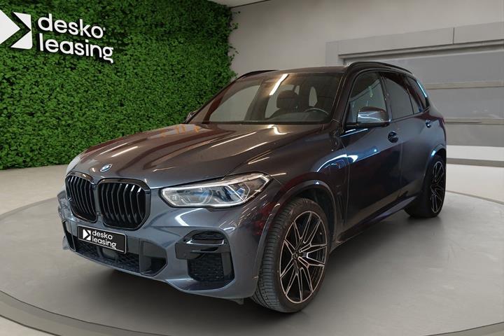 Grå BMW X5 fra 2022