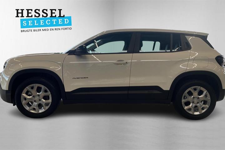 Hvid Jeep Avenger fra 2025