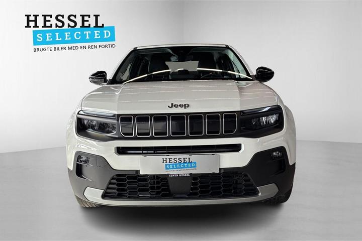 Hvid Jeep Avenger fra 2025