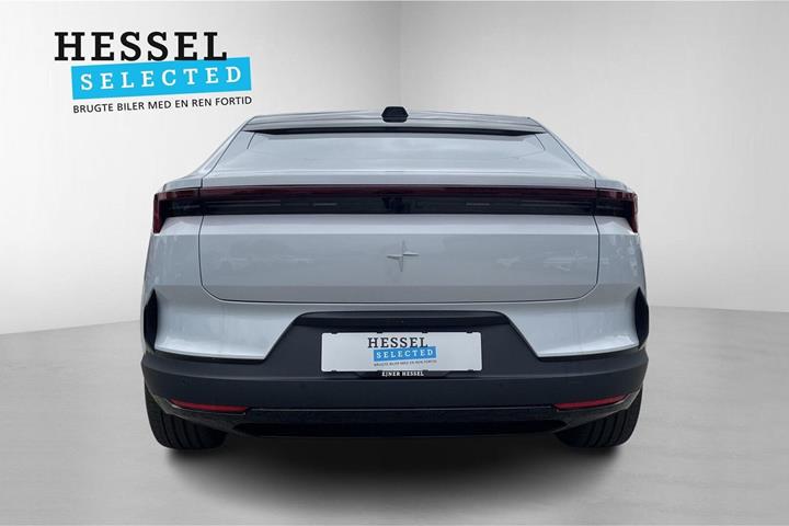 Hvid Polestar 4 fra 2026