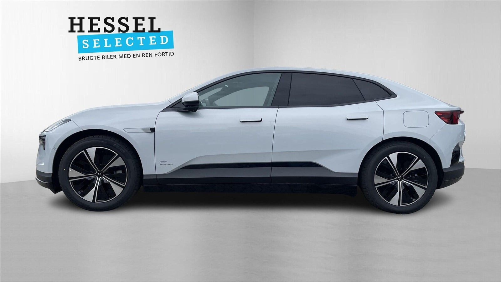 Hvid Polestar 4 fra 2026