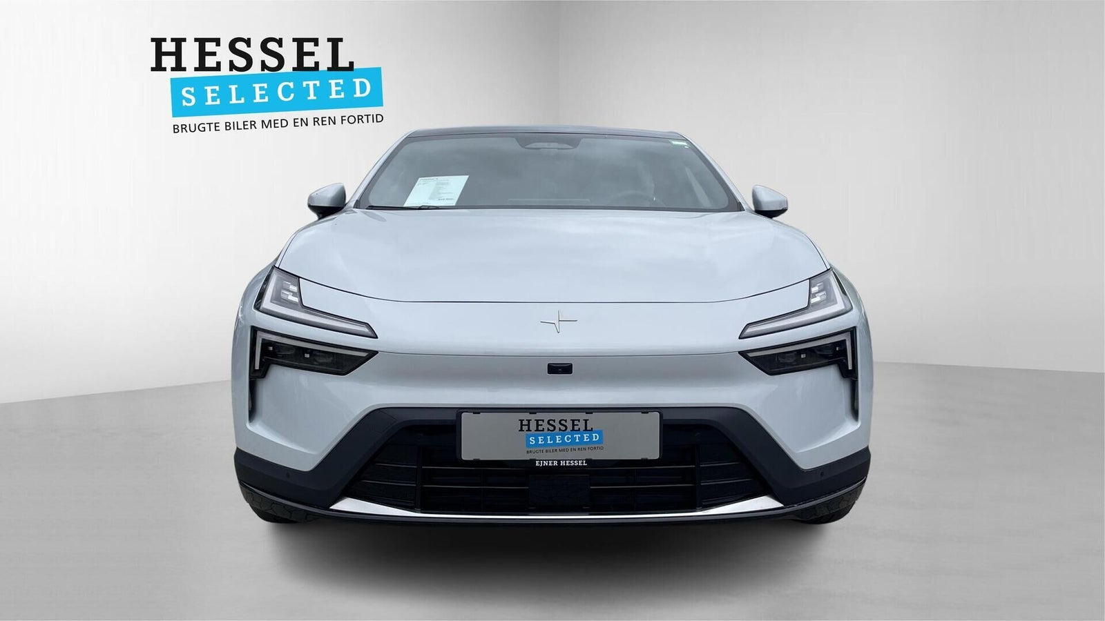 Hvid Polestar 4 fra 2026