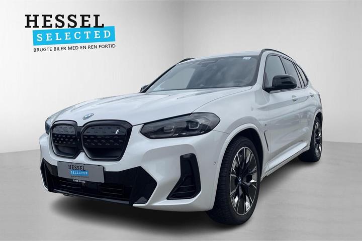 Hvid BMW iX3 fra 2022