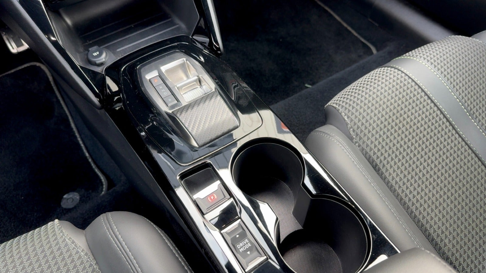 undefined Peugeot e-208 fra 2023