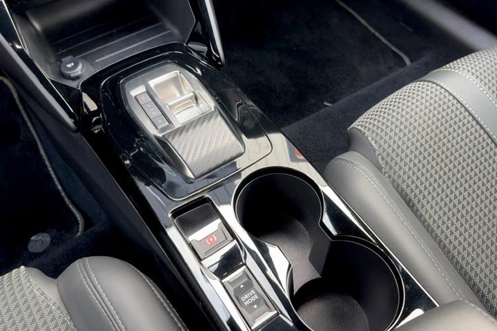 undefined Peugeot e-208 fra 2023