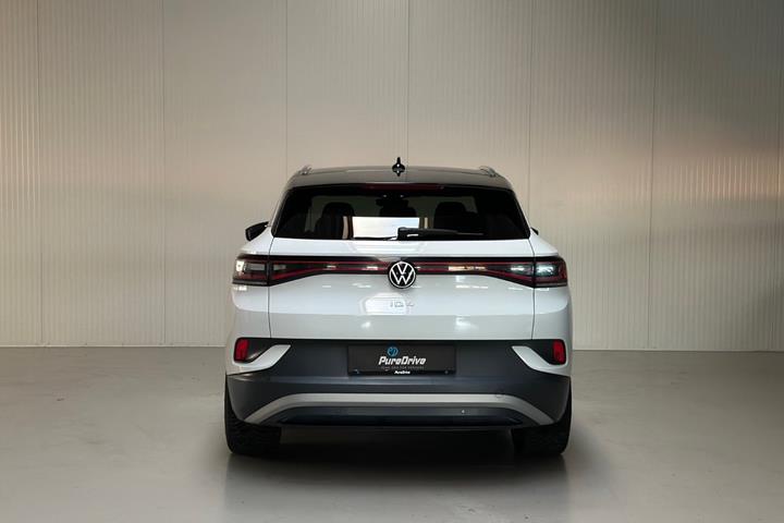 Hvid VW ID.4 fra 2021