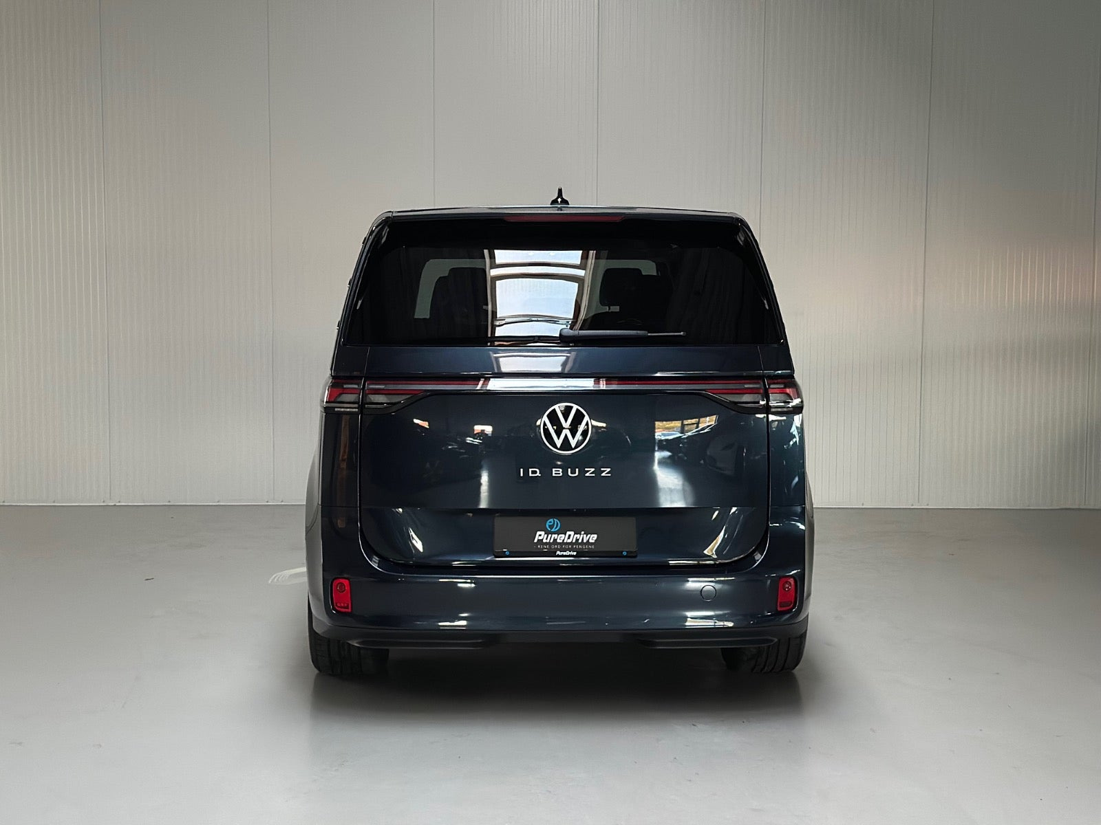 Blå VW ID.Buzz fra 2026