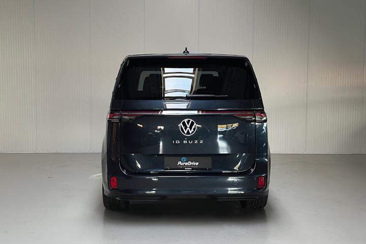 Blå VW ID.Buzz fra 2026