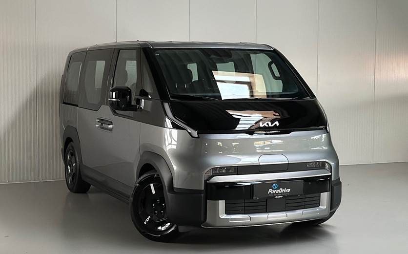 Kia PV5 71 Long Range Access