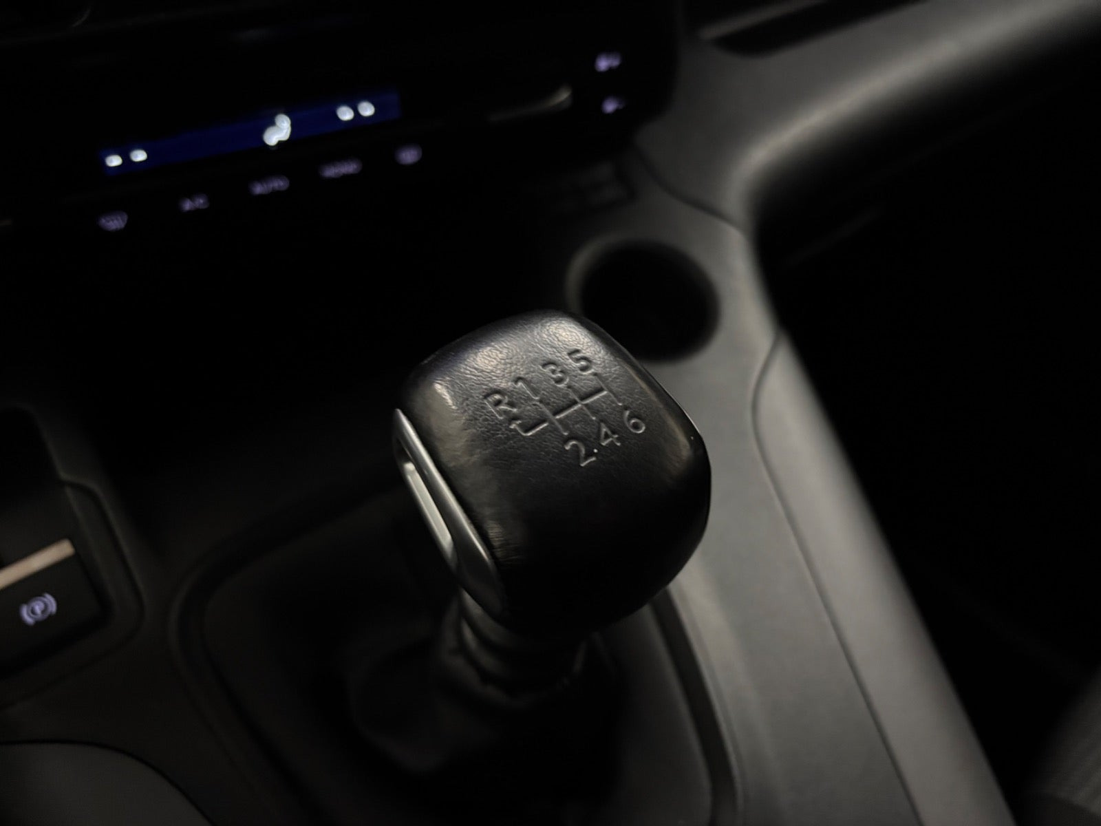 Sort Toyota ProAce City Verso fra 2022