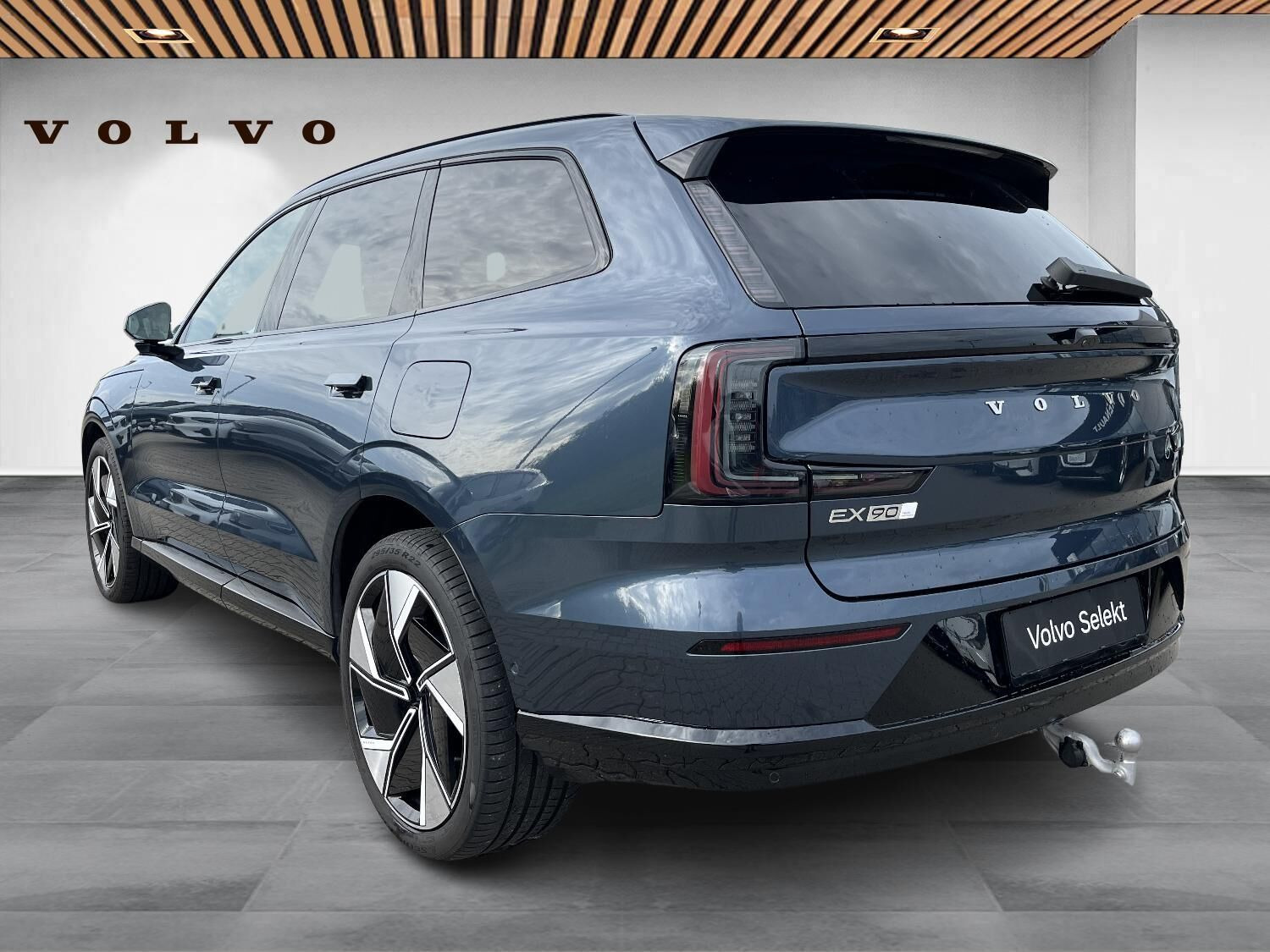 Blå Volvo EX90 fra 2025