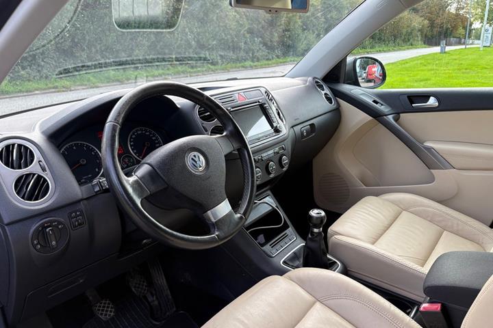Sort VW Tiguan fra 2009