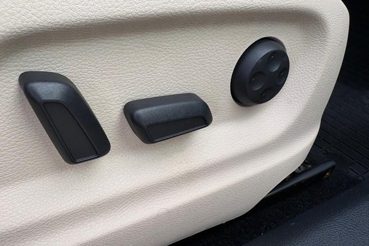 Sort VW Tiguan fra 2009