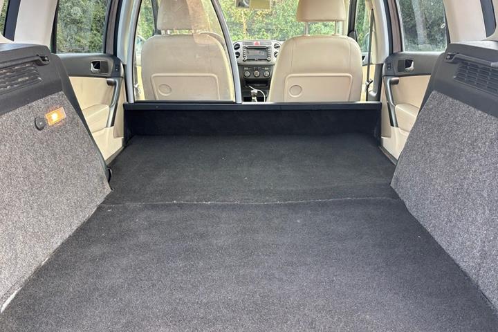 Sort VW Tiguan fra 2009
