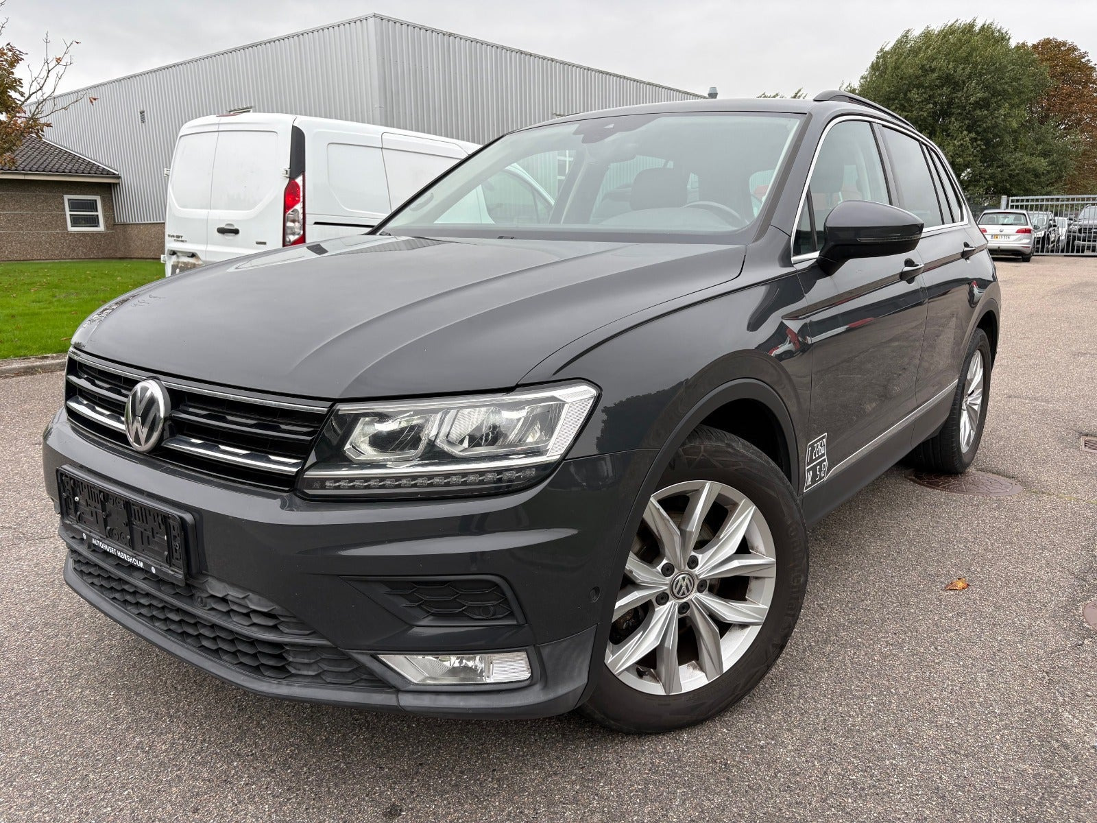 Sort VW Tiguan fra 2017