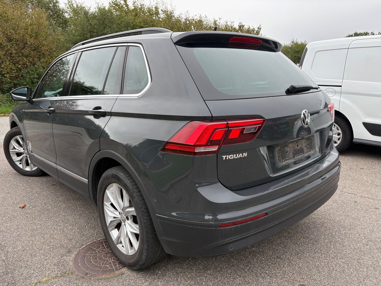 Sort VW Tiguan fra 2017