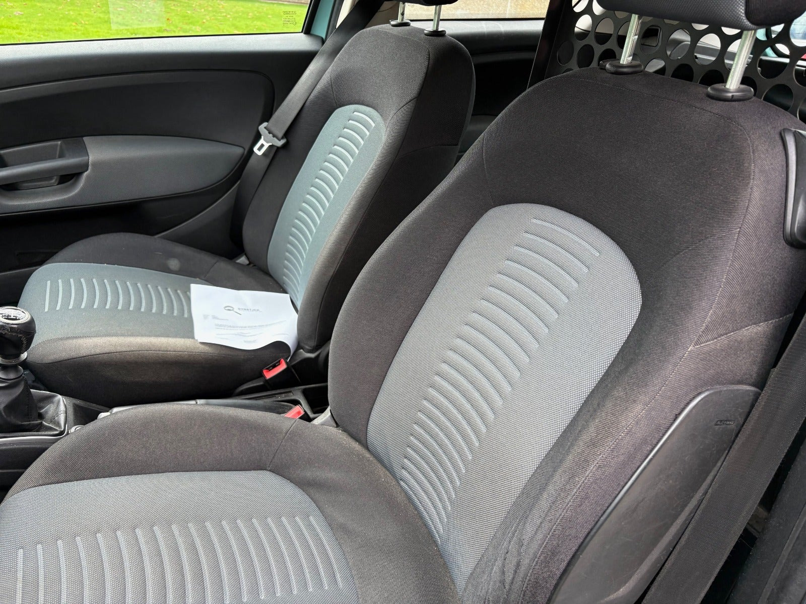 Gul Fiat Grande Punto fra 2009