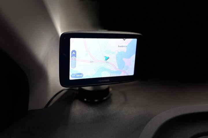 Rød Toyota Aygo fra 2017