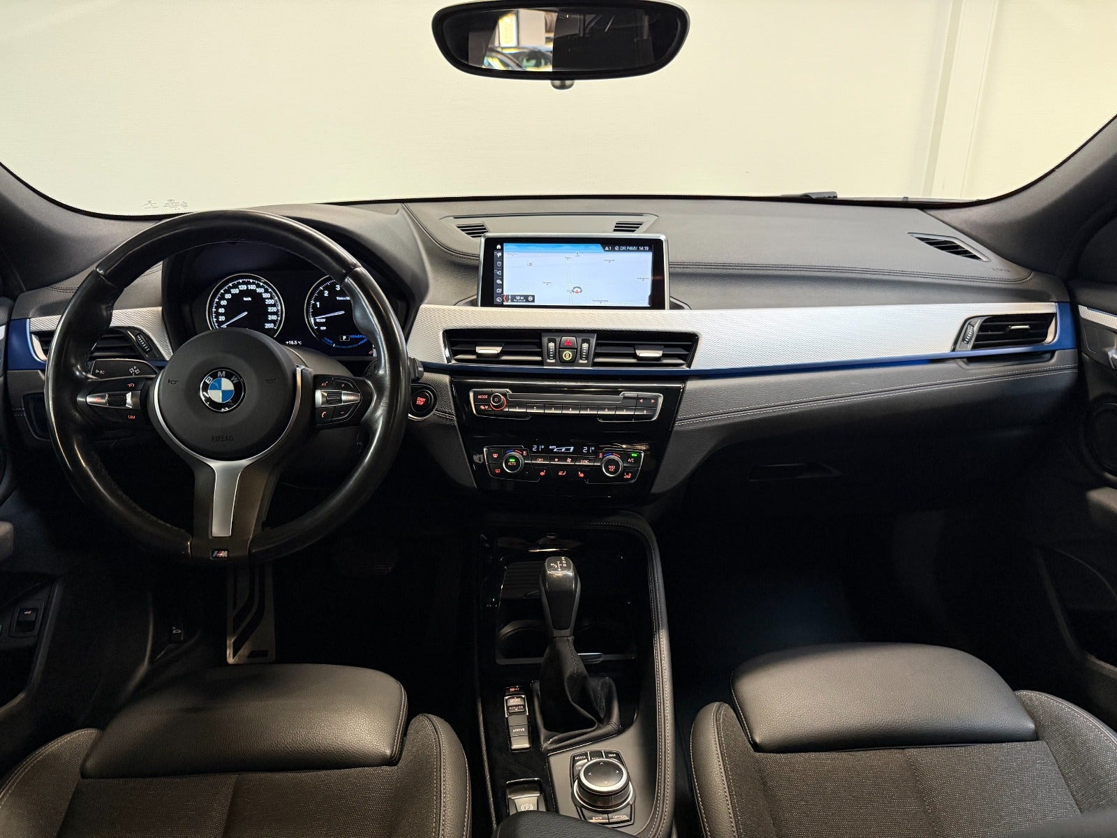 Grå BMW X2 fra 2021