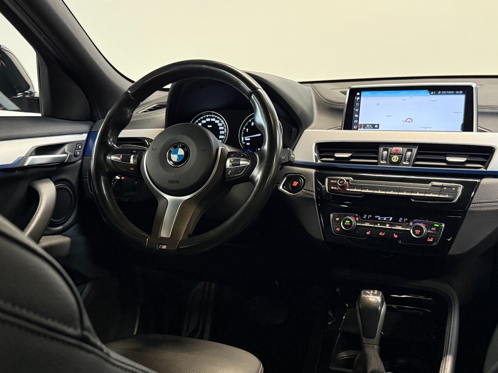 Grå BMW X2 fra 2021