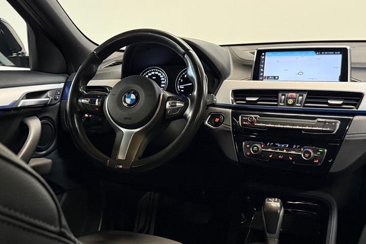 Grå BMW X2 fra 2021