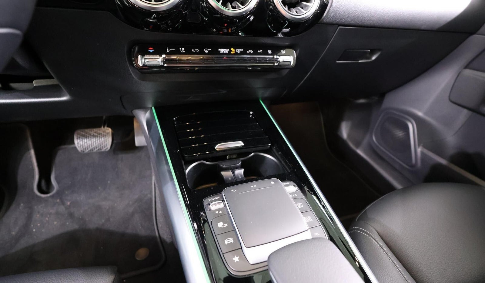 Hvid Mercedes EQA250 fra 2022