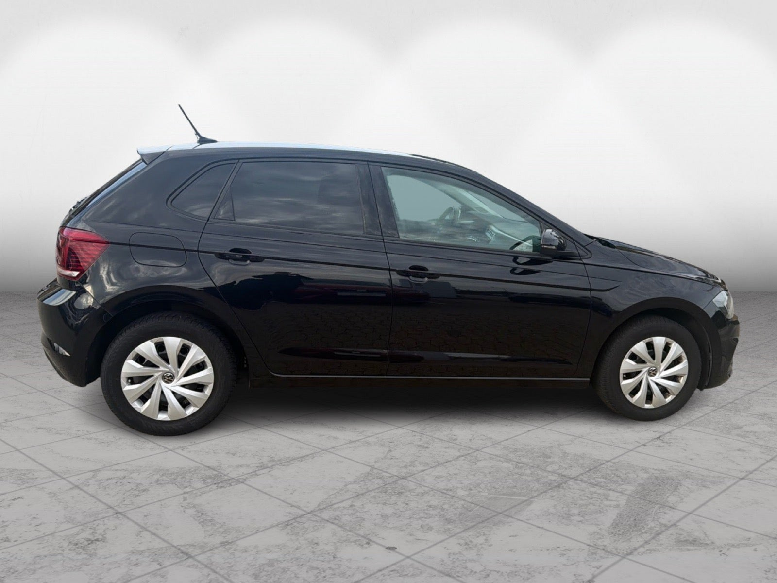 Sort VW Polo fra 2021