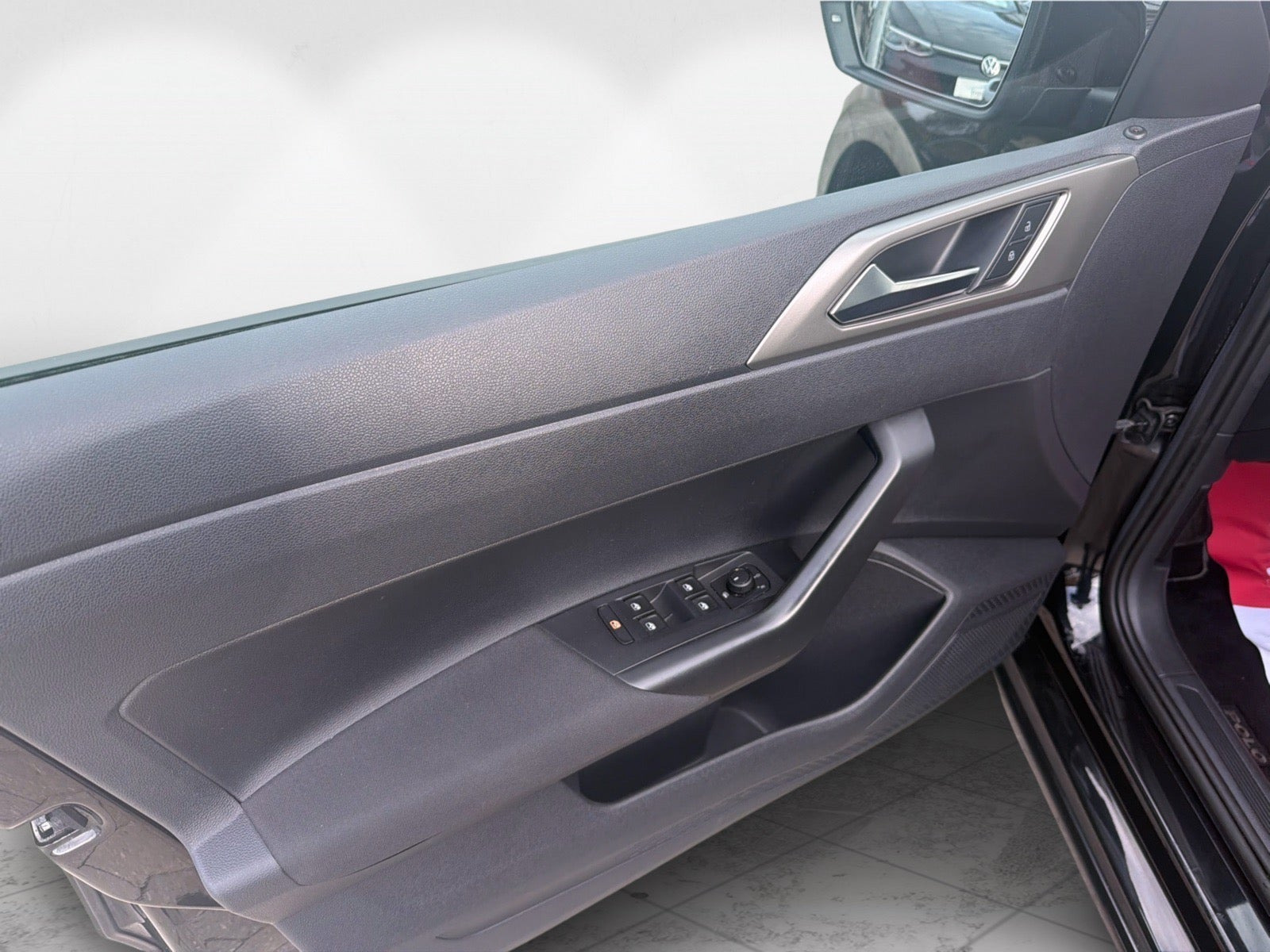 Sort VW Polo fra 2021