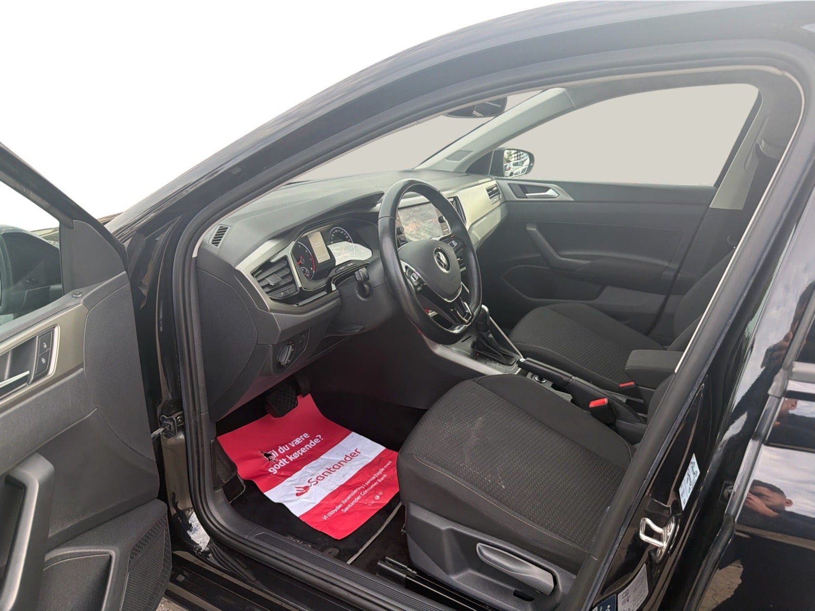 Sort VW Polo fra 2021