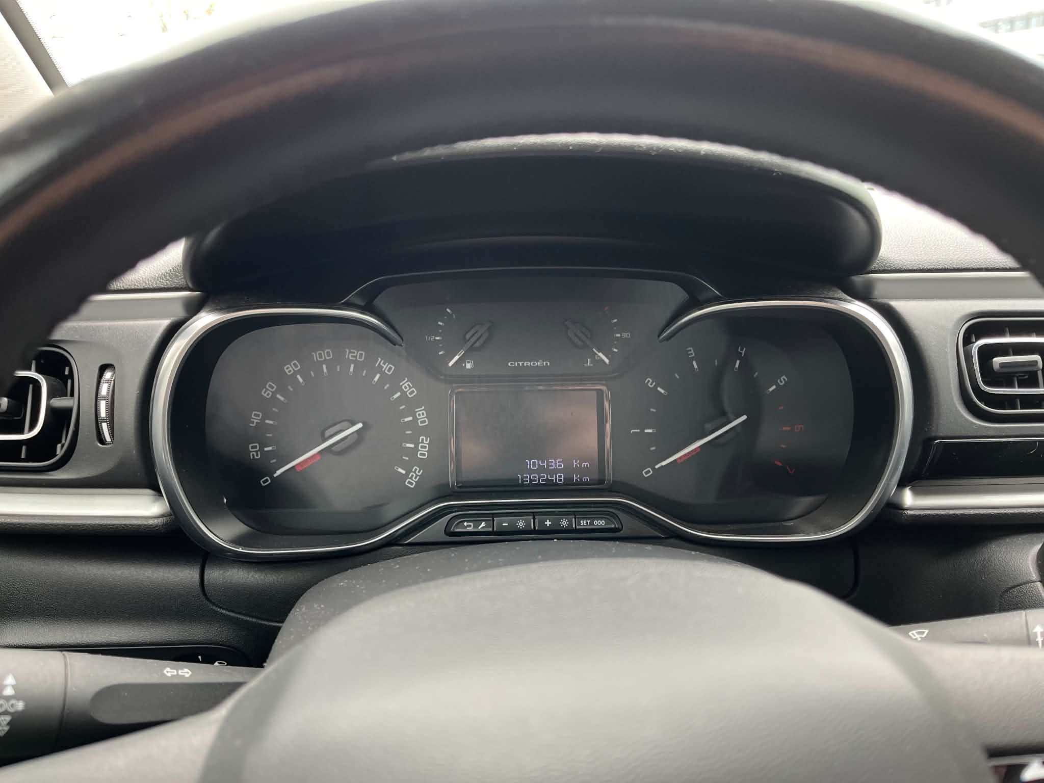 Grå Citroën C3 fra 2018