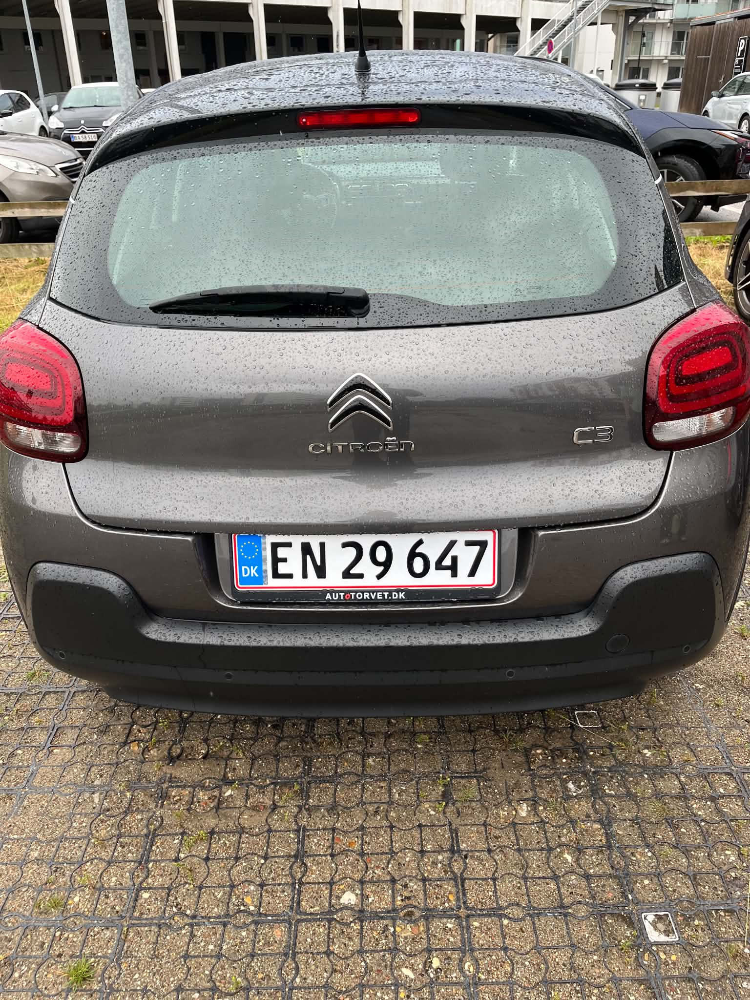 Grå Citroën C3 fra 2018