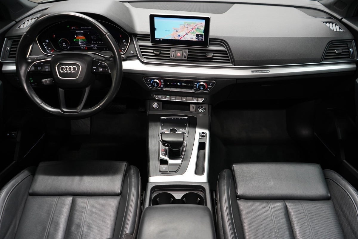 Sort Audi Q5 fra 2020