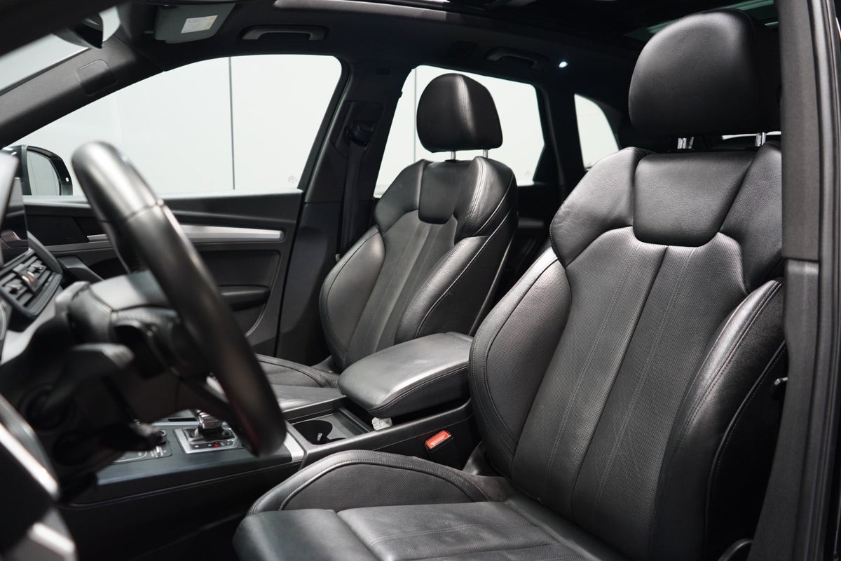 Sort Audi Q5 fra 2020