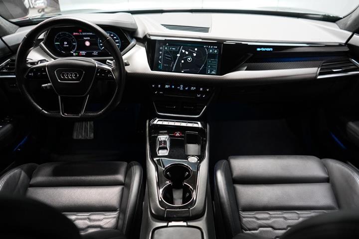 Sort Audi RS e-tron GT fra 2021