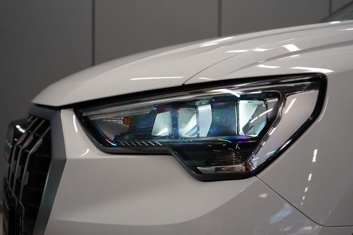 Hvid Audi Q3 fra 2020
