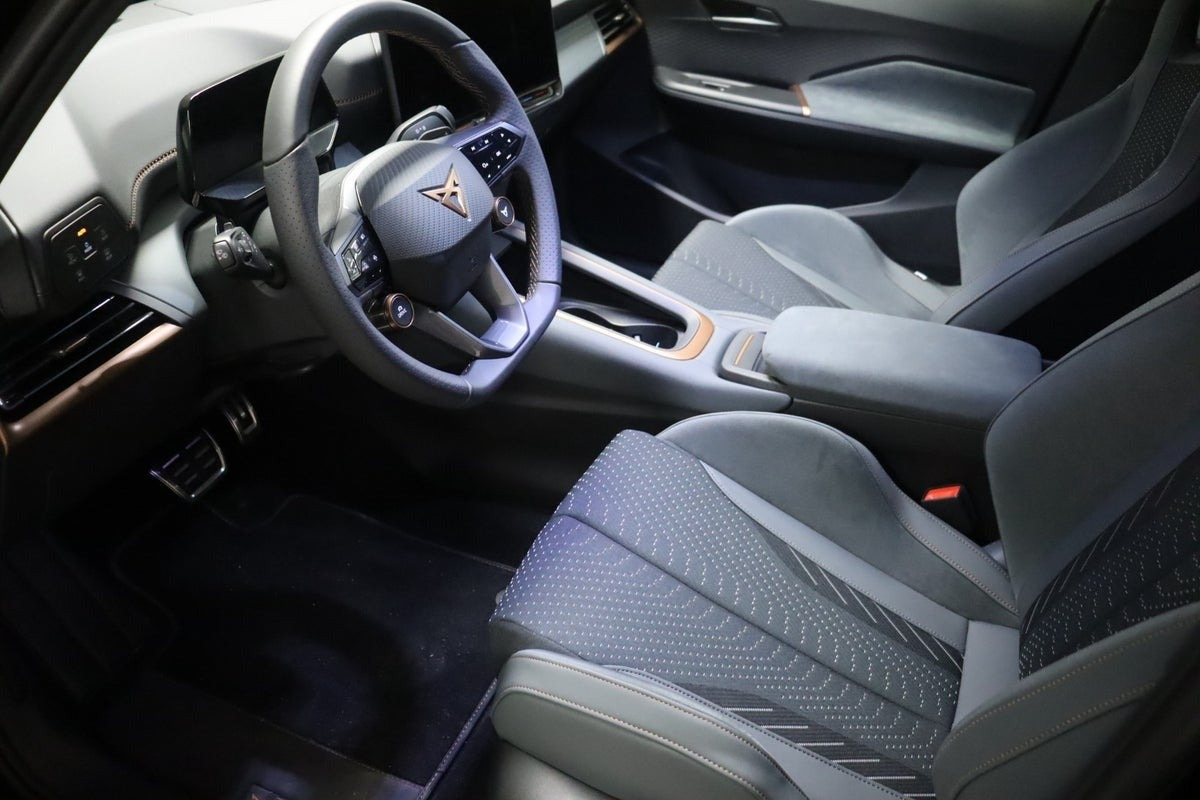 Sort Cupra Born fra 2025