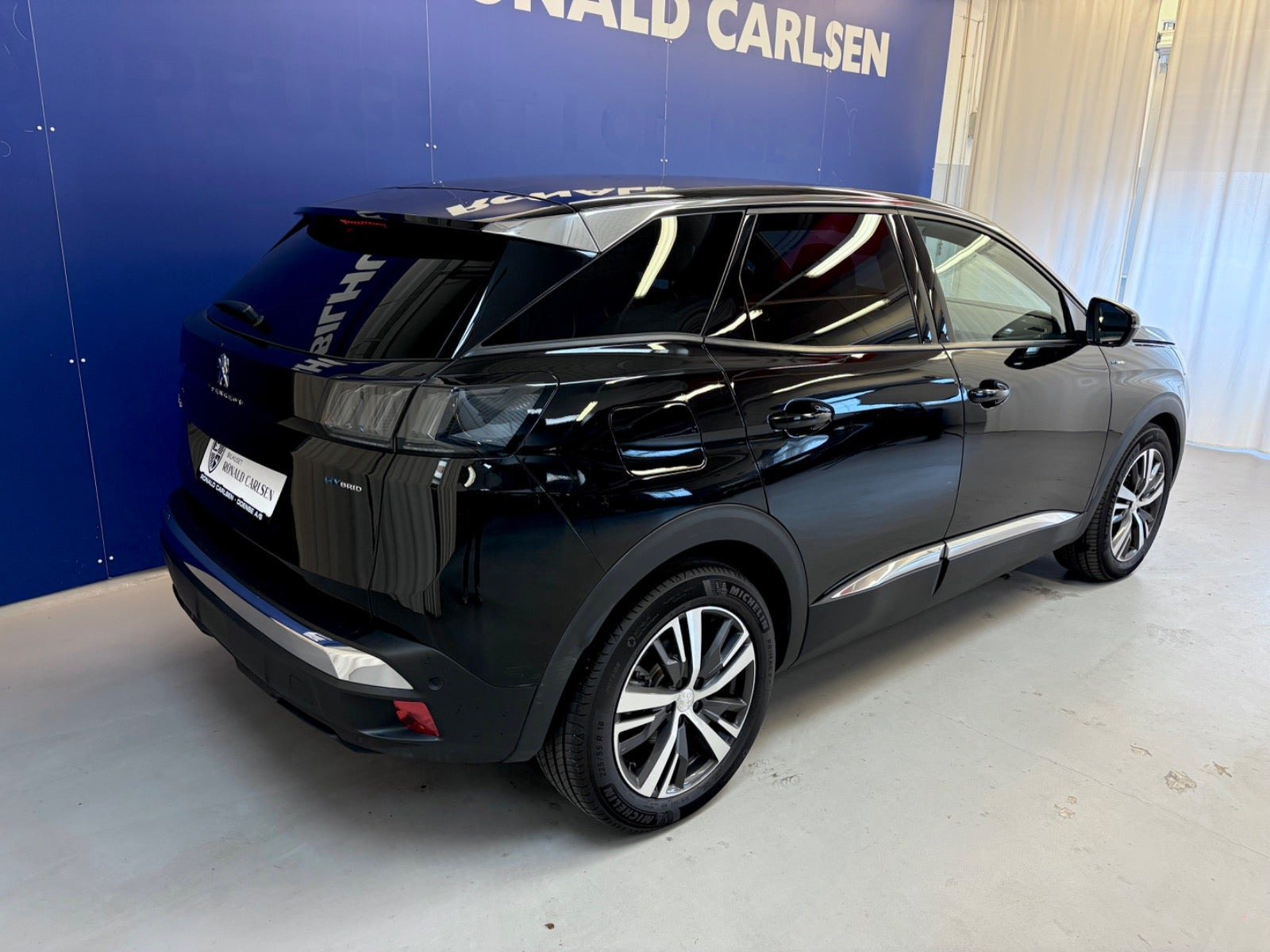 Sort Peugeot 3008 fra 2023