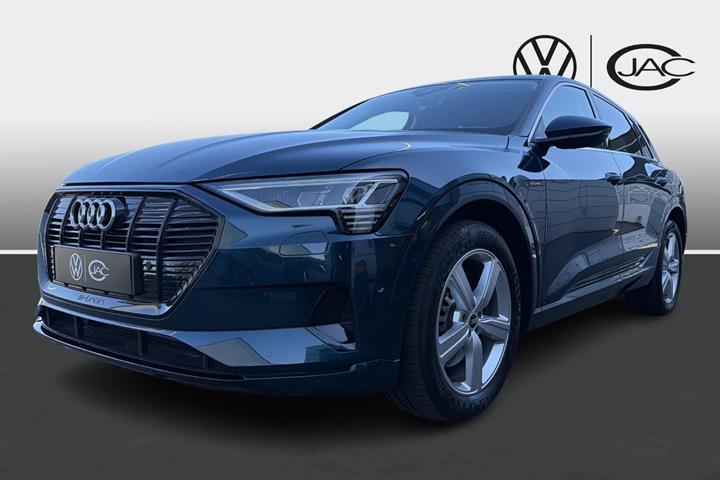 Blå Audi e-tron fra 2021