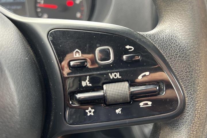 Hvid Mercedes Sprinter 316 fra 2018