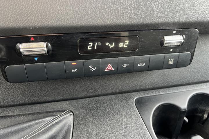 Hvid Mercedes Sprinter 316 fra 2018