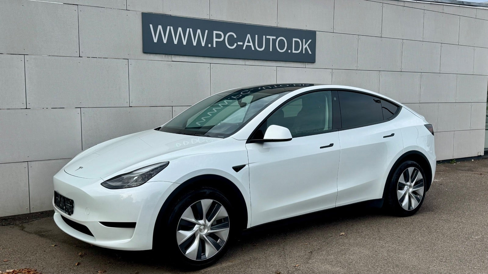 Tesla Model Y RWD