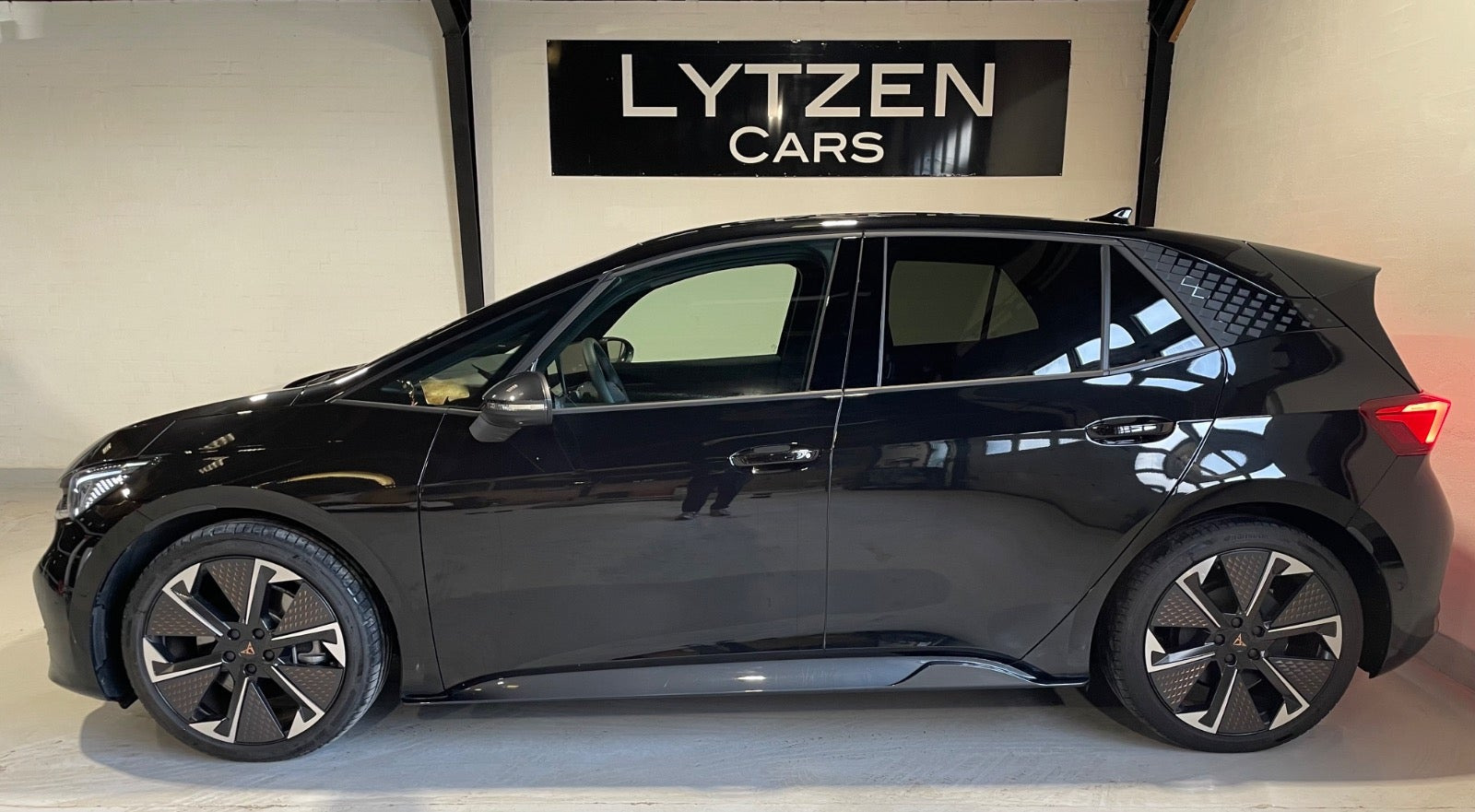 Sort Cupra Born fra 2026