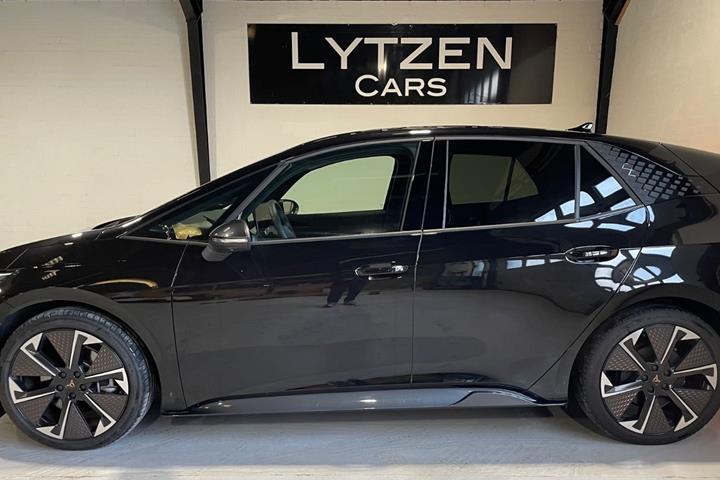 Sort Cupra Born fra 2026
