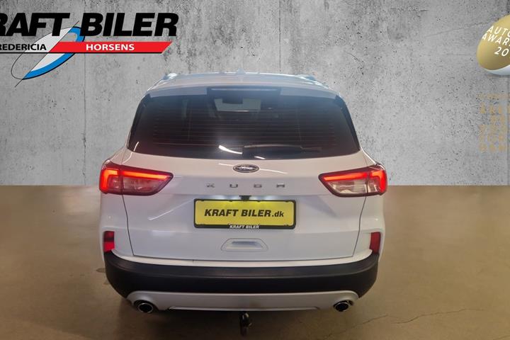 Hvid Ford Kuga fra 2022