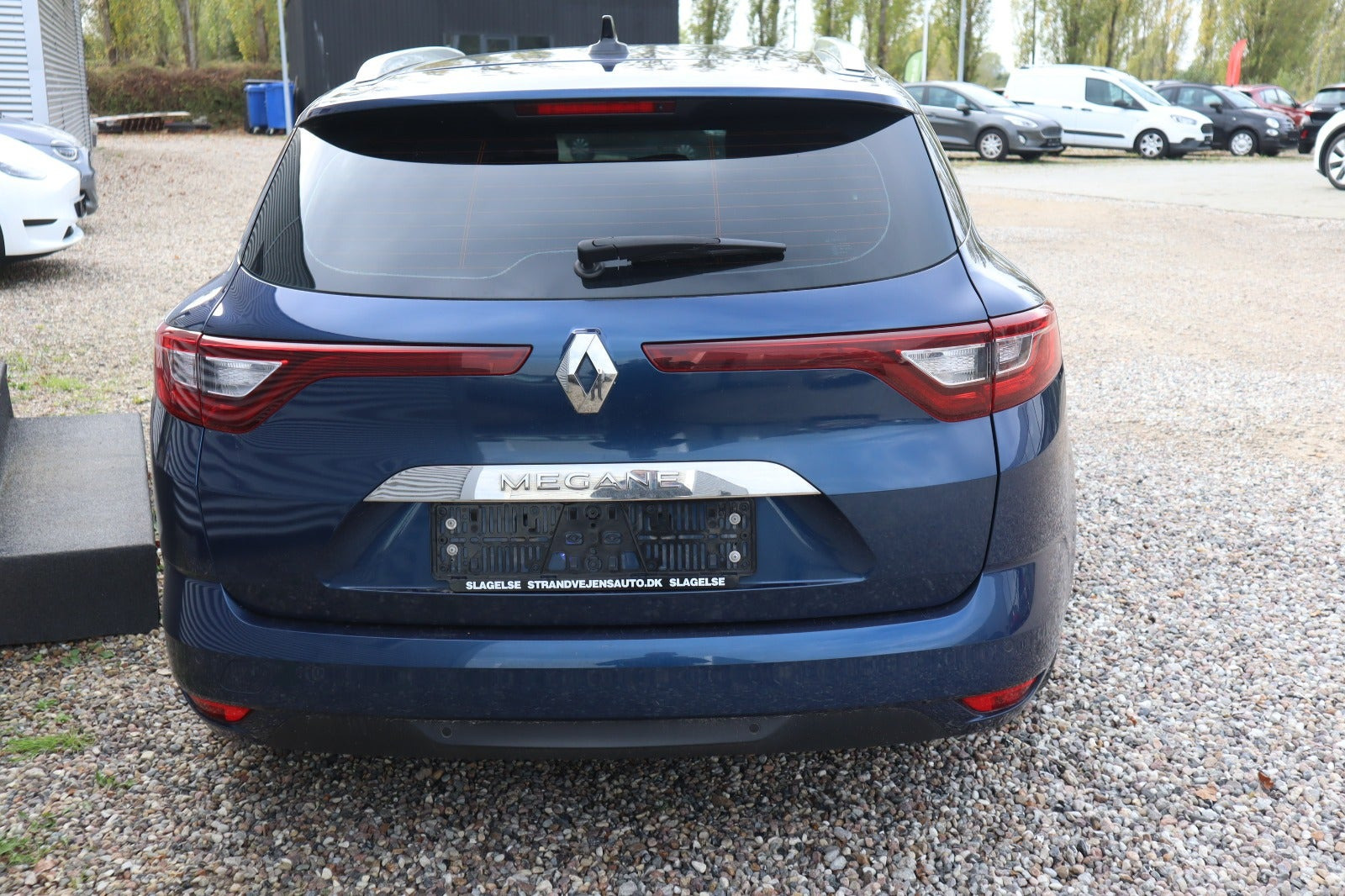 Blå Renault Megane IV fra 2019
