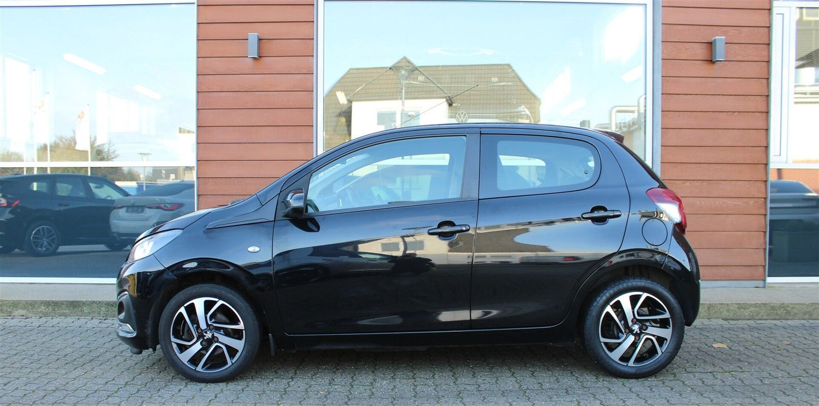 Sort Peugeot 108 fra 2019