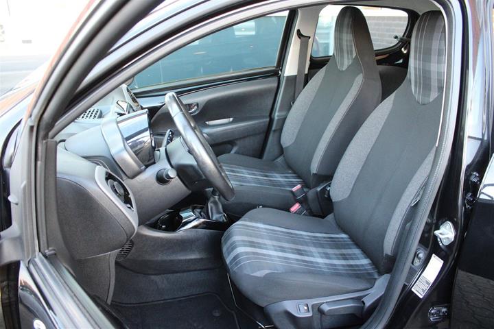 Sort Peugeot 108 fra 2019