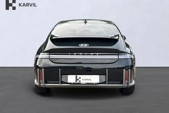Grøn Hyundai Ioniq 6 fra 2024
